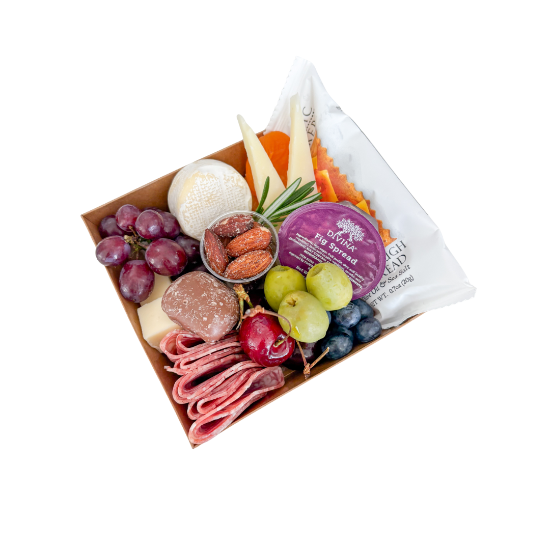 Charcuterie Boxes (Minimum of 4)