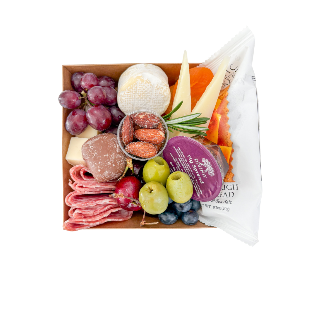 Charcuterie Boxes (Minimum of 4)